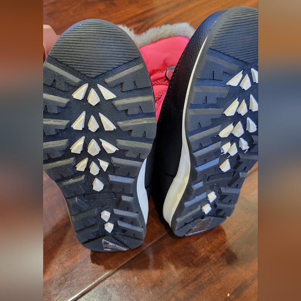 Shoes - Picture 3 of 3